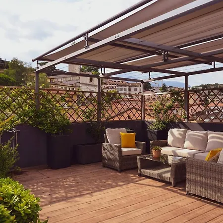 Luxury Nassa Penthouse With Private Terrace In